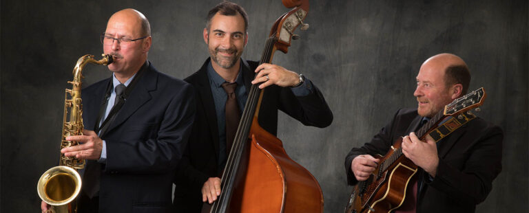 Le groupe Jazz Swing & Co en formation, avec Daniel Hernandez à la guitare